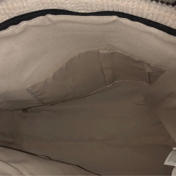 NWT Disney Mickey Mouse tote in corduroy. Limited Edition - Picture 11 of 12